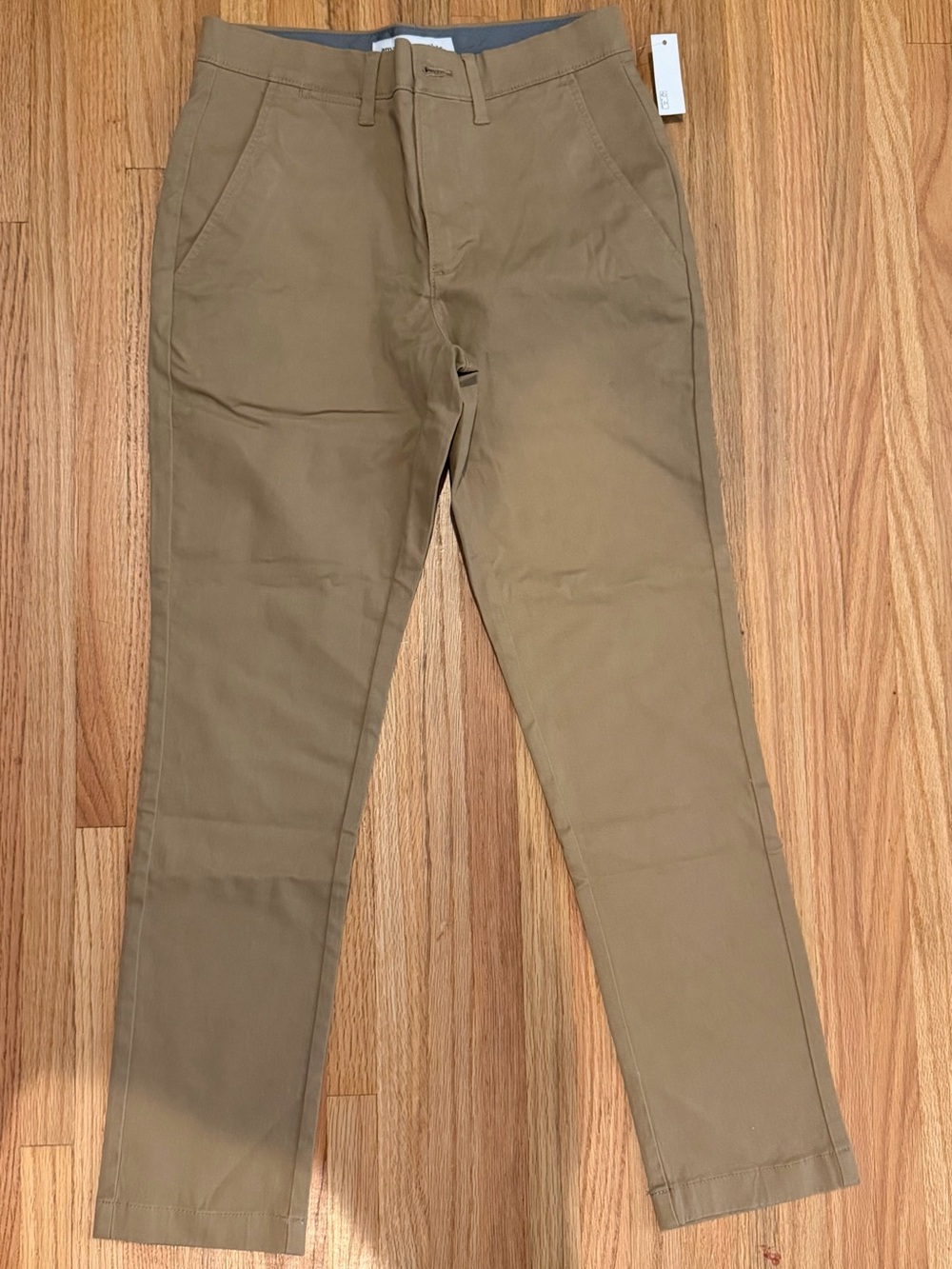 Women’s Slim Chino Pants in Khaki